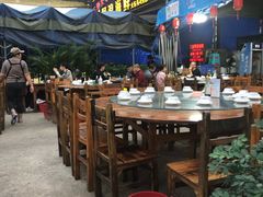露天位-庄姐川味海鲜B栋2排2号(万人海鲜广场火车头店)