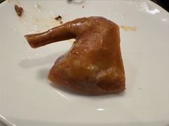 玻璃脆皮乳鸽-利苑酒家(金宝店)