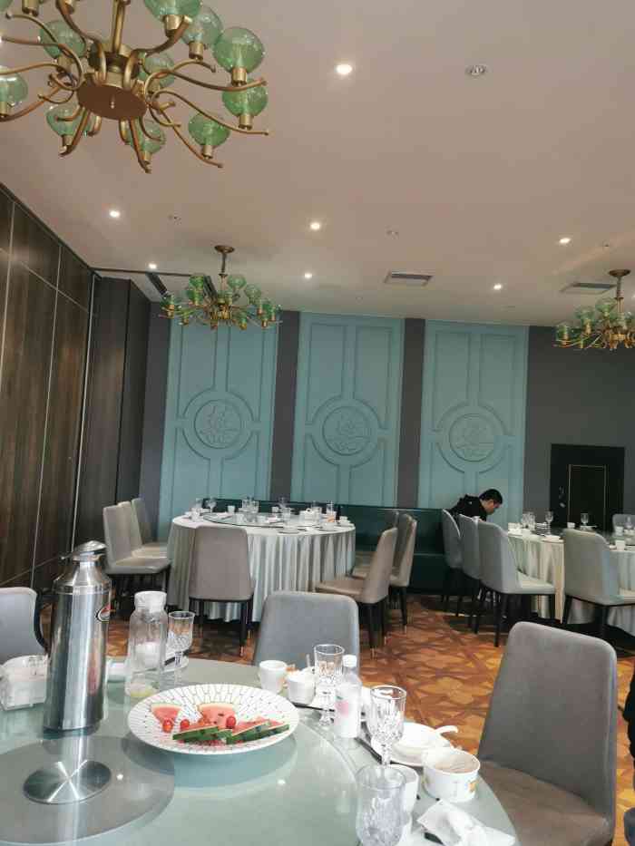 喜唐大酒楼(巴国城店)