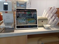 -百联临沂购物中心(临沂路店)