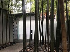-穹六人间 people 6(岳阳路店)