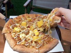 -Dragon Pizza•圆脸龙披萨·牛排餐厅