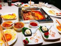 -海底捞火锅鲜切牛肉主题店(长寿路店)