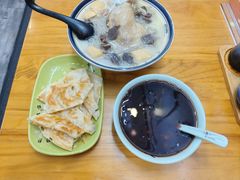 -鸭小妹鸭血粉丝(老门东店)