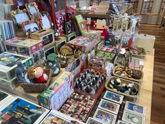 -猫的天空之城概念书店(杭州南宋御街店)