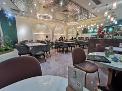 -丽莎沙拉轻食餐厅(国贸店)