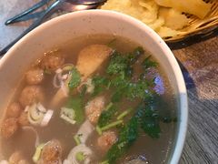 -何胖子丸子汤(南海街店)