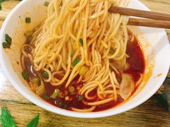 -易毛特色牛肉面(解放碑步行街店)