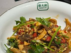 -费大厨辣椒炒肉(黄兴中心广场店)