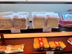 -红宝石·鲜奶小方·海派西点房(丰庄店)