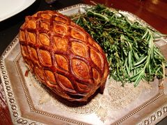 招牌奢华惠灵顿牛排-壳里西餐厅Coquille Seafood Bistro(蒙自路店)