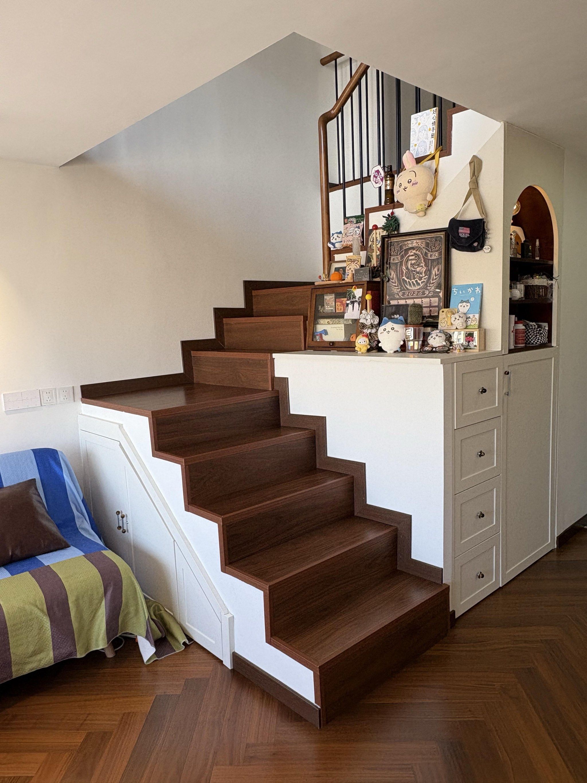 我的loft楼梯也太好出片了🥺