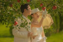 -喜爱高定婚纱摄影
