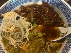 -沪西老弄堂面馆(定西路店)