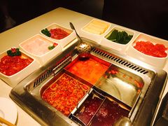 -海底捞火锅鲜切牛肉主题店(长寿路店)