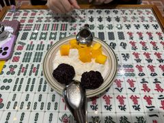 白雪芒果甜甜-堂屋糖水店(愚园店)