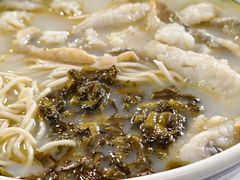 招牌黄鱼面-明呈黄鱼面馆(斜土路店)