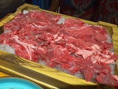 鲜切牛双拼-老牌坊云南鱼豆花火锅(嵩山店)