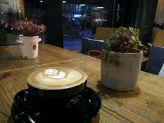 拿铁and牛角包棒棒哒-旧雨咖啡·CoffeeFORU(黄村奥体店)