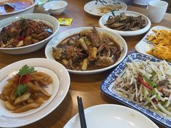-品鲜村农家菜·阳澄湖大闸蟹(总店)