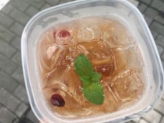 桃胶莓梅醉-炖物24章·顺时轻养茶(杭州大厦店)