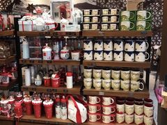 零售区-星巴克臻选(成都宽窄巷子店)