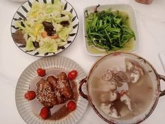 -悦芽照护月嫂+育儿嫂(杭州店)