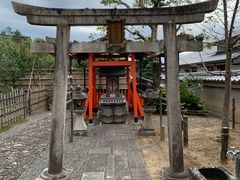 -京都冈本和服体验租赁店(清水寺店)