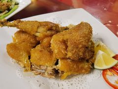 招牌炸鸡-伊萨娜印尼餐馆