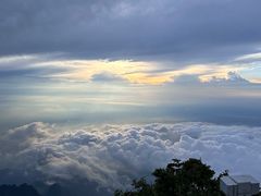 -大众跷脚牛肉馆·非遗传承单位(峨眉山店)