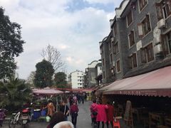 -谭记石锅鱼府(三道堰店)