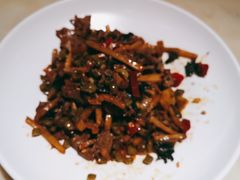 酸笋紫苏炒牛肉-桂小厨广西菜(水晶城店)