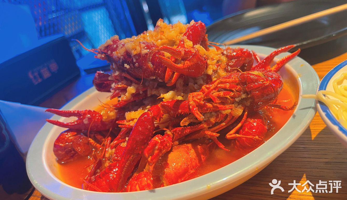 夏天必吃小龙虾🦞打卡网红店红盔甲