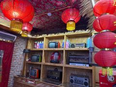 -闯关东东北农家菜(崂山石老人店)