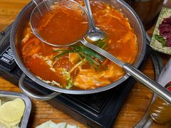 -苗侗地道红酸.酸汤鱼·酸汤牛肉