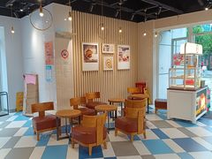 -85度C(生甜甜圈研究工坊·上海局门店)