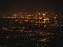 -鬼笑石后山停车场