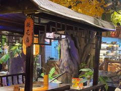-城墙拐拐火锅(三峡广场黑金冠店)