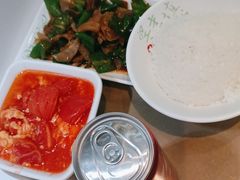 -老乡鸡(西岸凤巢店)