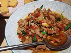 糟辣小炒肉-山石榴·贵州菜(丰盛里店)