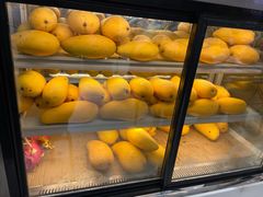 新鲜的芒果-甜心妈妈·榴莲星级糖水(北京路总店)