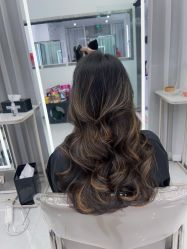 -5M HAIR SALON