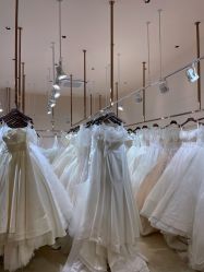 -Color卡诺婚纱礼服馆(南京严选店)