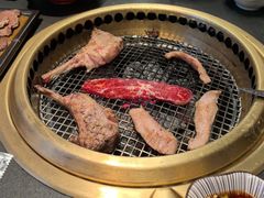 -铭牛烧肉·和牛海鲜自助(高新月牙湖店)