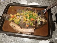 -里岛烤鱼(东港凯虹广场店)