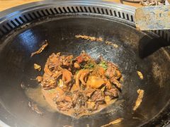 -锅老头海鲜铁锅炖