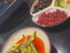 -川流不息·地道川菜·小龙虾(新松江路店)