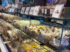 -巴黎贝甜(大宁国际商业广场店)