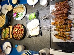 -马路边上·小海鲜烧烤(八一路店)