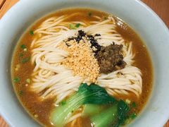 重庆带汤小面-大乘嘟成都小吃(石门店)